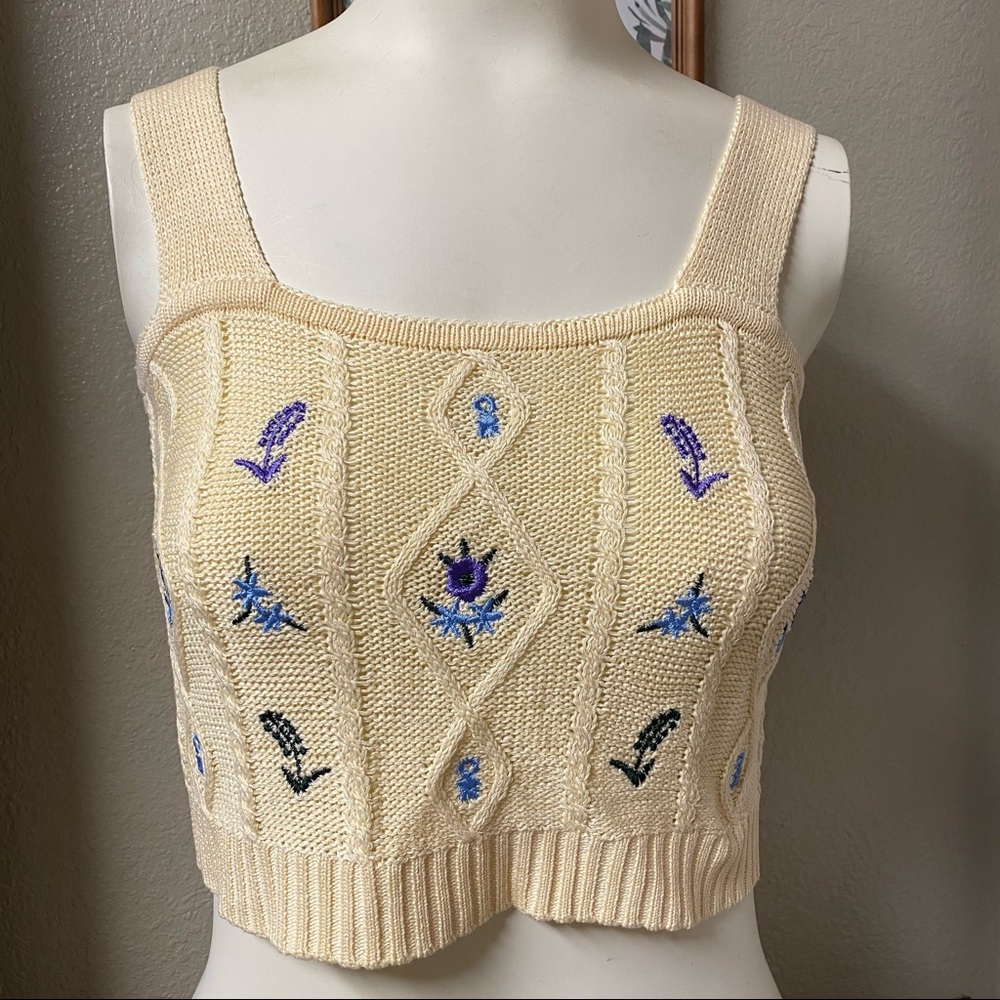 flower embroidered knit Tank sweater crop‎ top